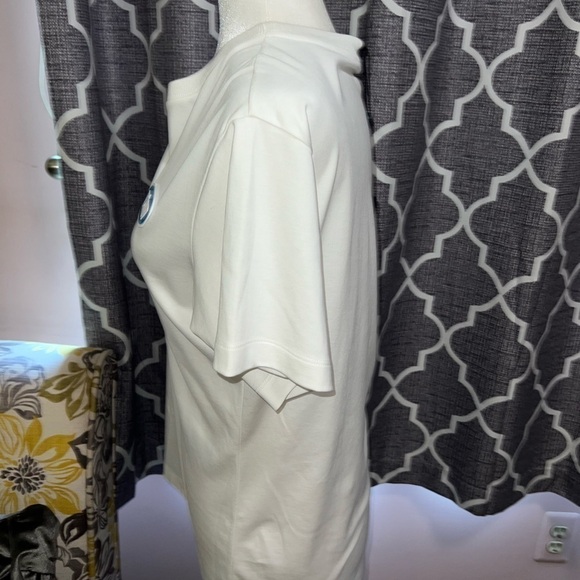 Louis Vuitton new with tags t-shirt. - Picture 4 of 5